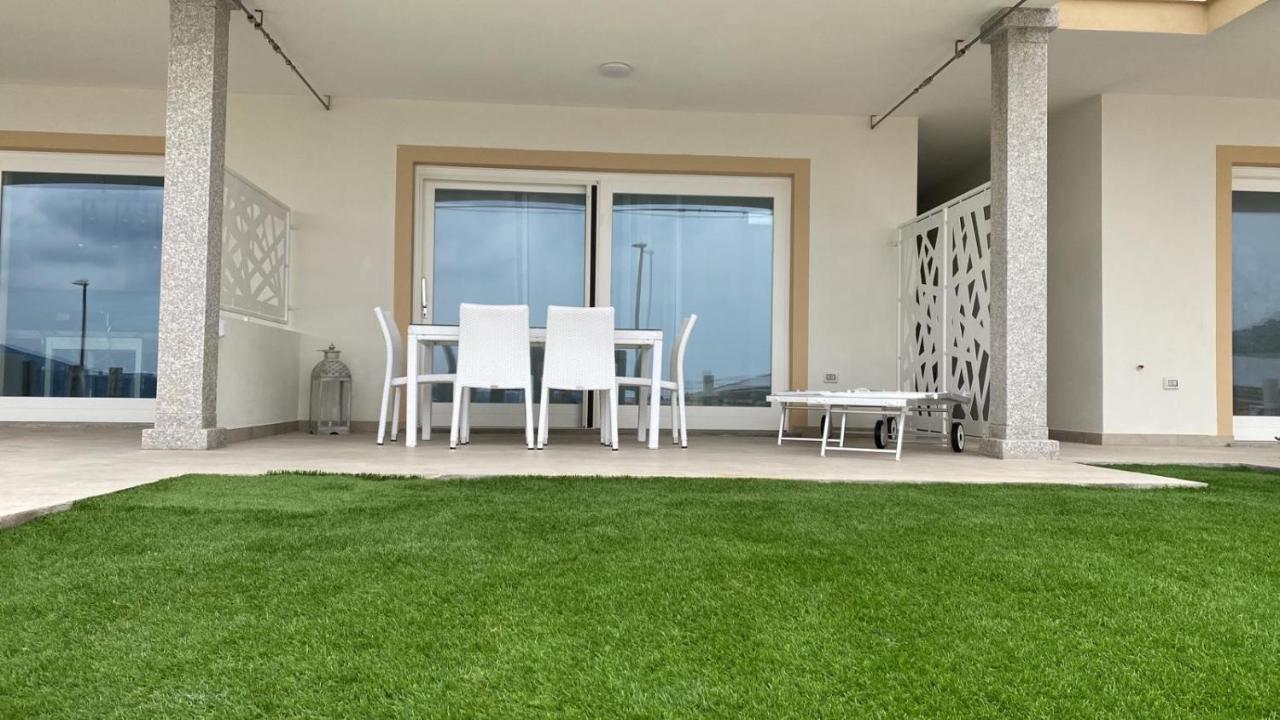 Aqualife Luxury Apartment อาร์ซาเคนา ภายนอก รูปภาพ